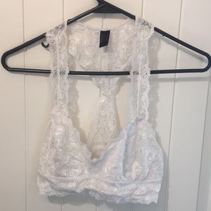 White Lace Bralett